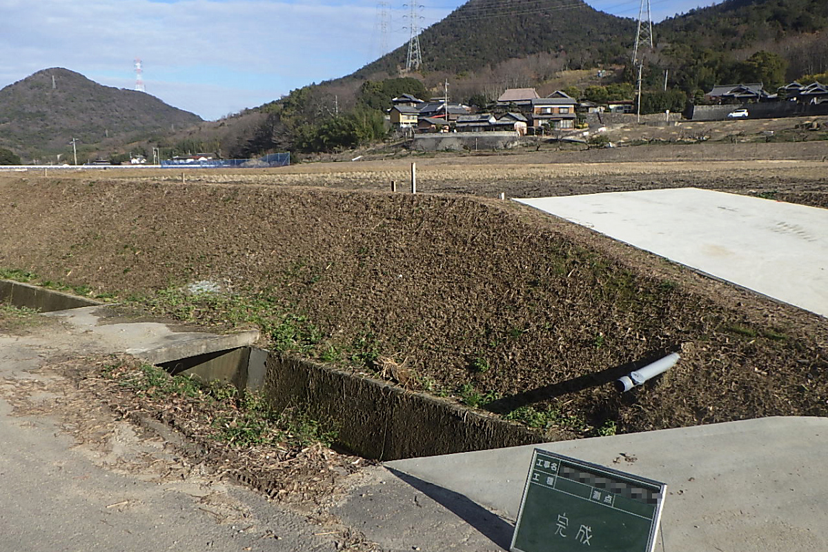 株式会社協和土建｜私たちは地域の自然と暮らしを守る「河川維持工事」「林道工事」「砂防工事」を中心に展開する土木会社です