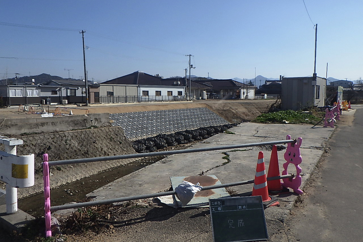 株式会社協和土建｜私たちは地域の自然と暮らしを守る「河川維持工事」「林道工事」「砂防工事」を中心に展開する土木会社です